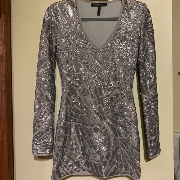 BCBGMaxAzria Dresses & Skirts - Bcbg maxazria long sleeve sequin dress